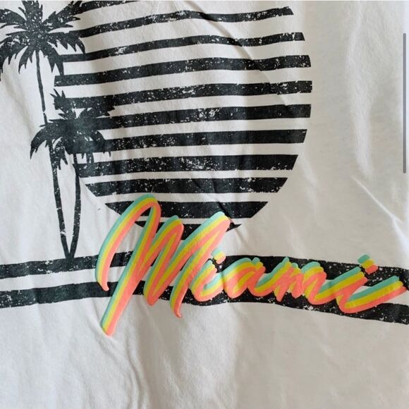 Free PEOPLE Cropped Graphic Retro Tee Bring the Heat - Picture 4 of 10